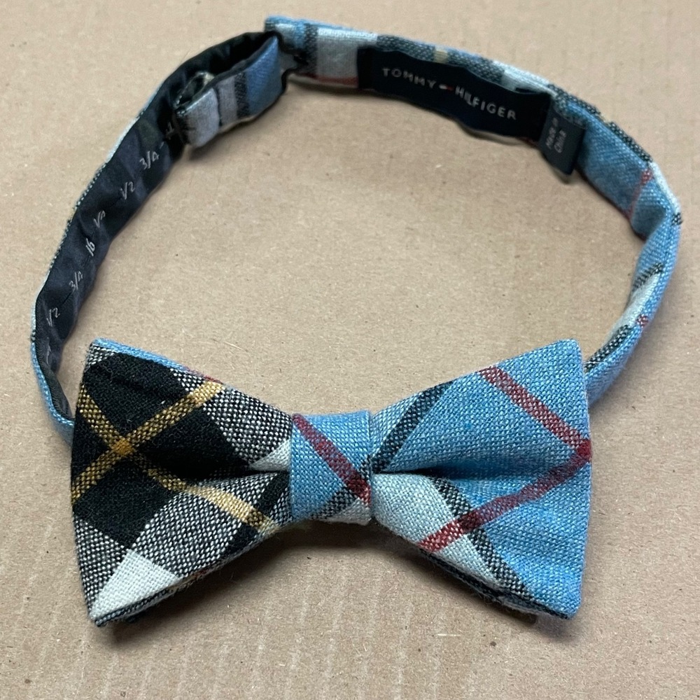 Tommy Hilfiger Wool Blend Bow Tie 2.5 Blue Tartan‎ Plaid Adjustable Preppy